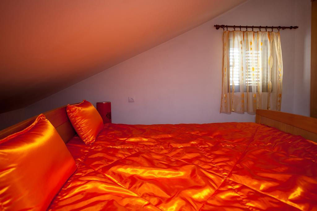 Apartments Ratkovic Tivat Exterior photo