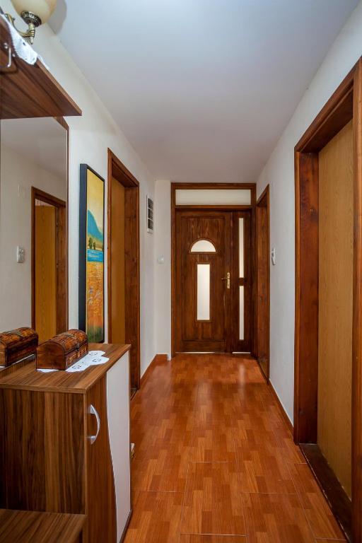 Apartments Ratkovic Tivat Exterior photo